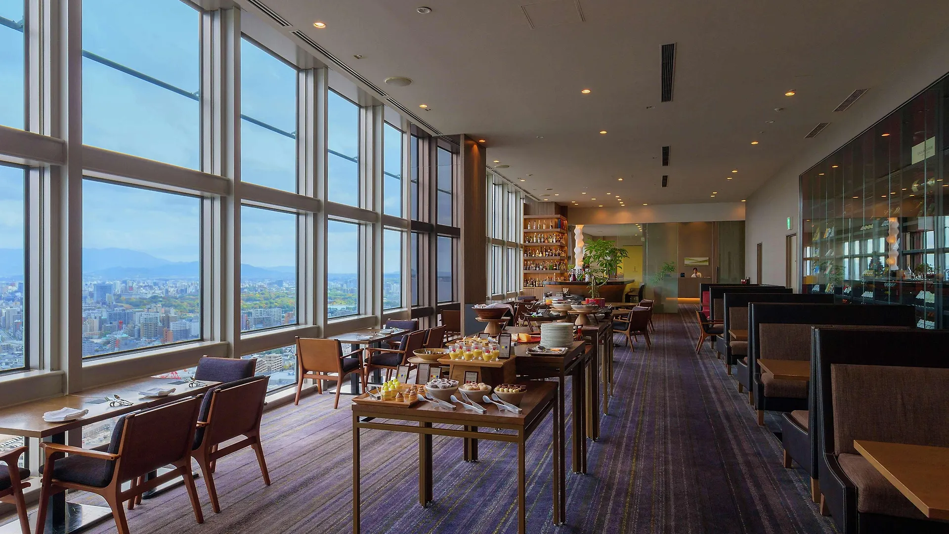 Hilton Fukuoka Sea Hawk Hotel