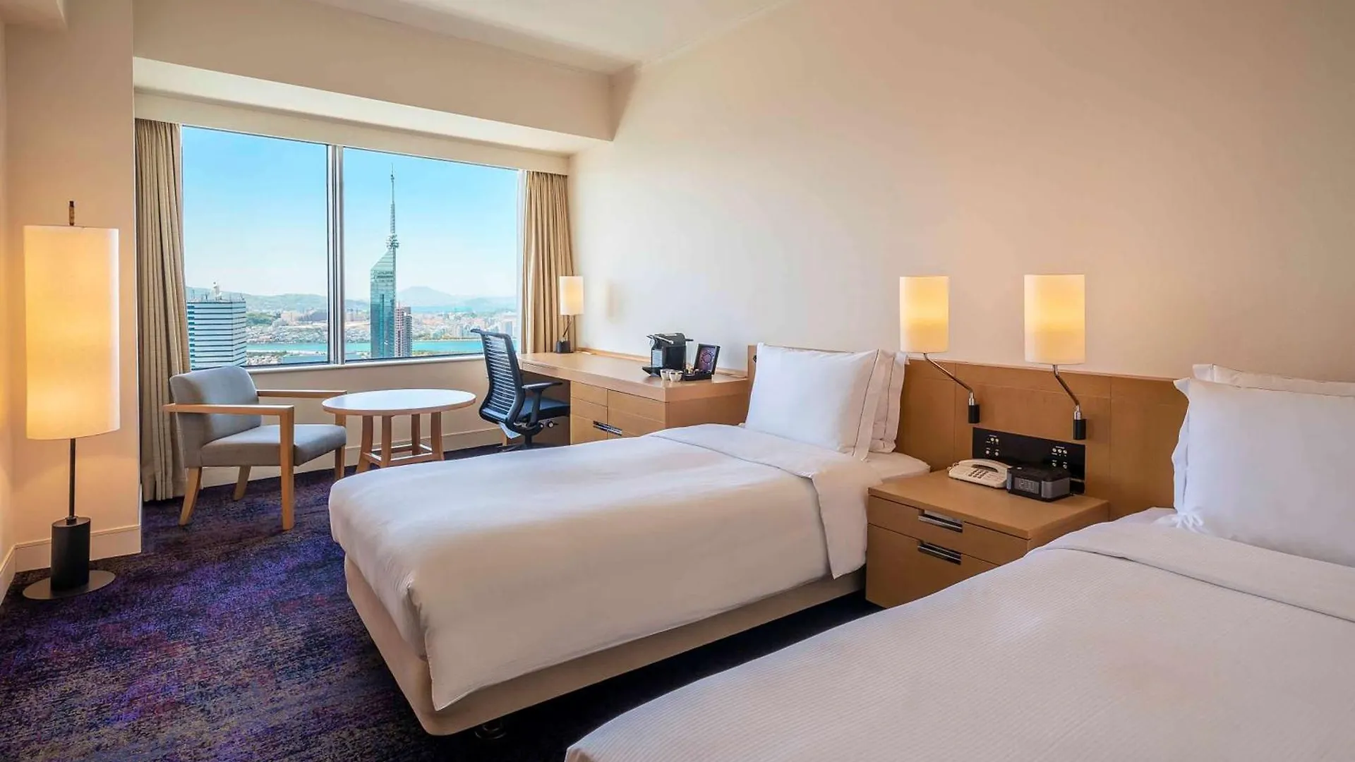 Hilton Fukuoka Sea Hawk Hotel