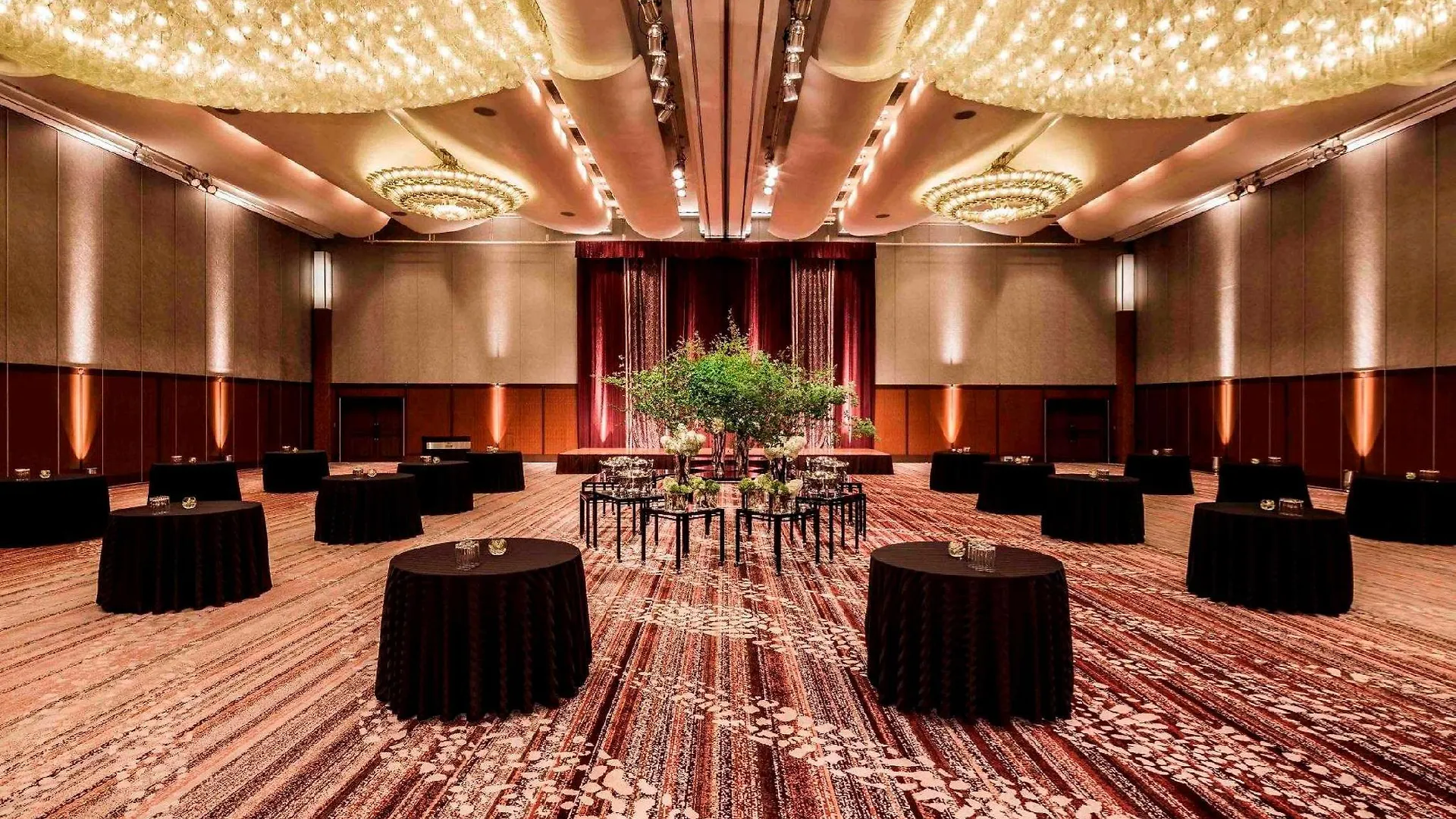 Hilton Fukuoka Sea Hawk Hotel Japan